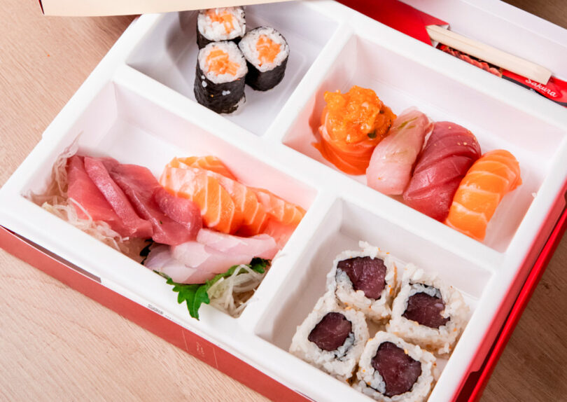 Embalagem para delivery de sushi: sem amassar nem umedecer
