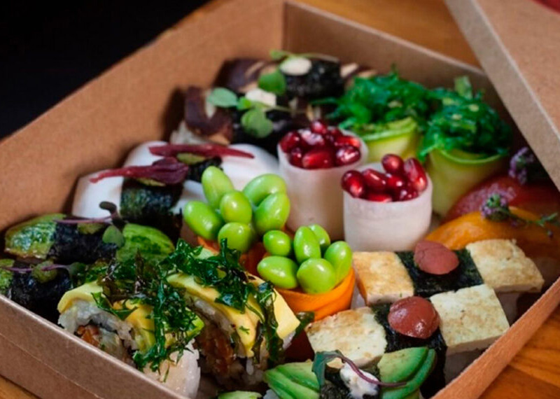 Como inovar nas embalagens para comidas saudáveis e saladas delivery